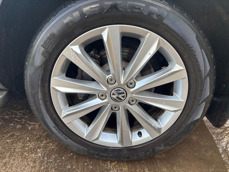 Volkswagen Touareg 3.0 TDI V6 BlueMotion Tech SE SUV 5dr Diesel Tiptronic 4WD Euro 5 (s/s) (204 ps) 5dr Automatic 2026