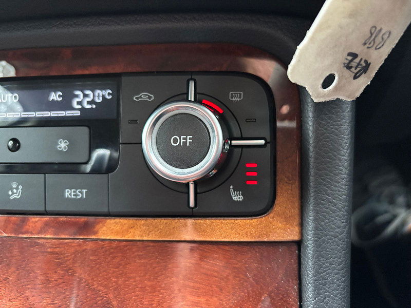 Volkswagen Touareg 3.0 TDI V6 BlueMotion Tech SE SUV 5dr Diesel Tiptronic 4WD Euro 5 (s/s) (204 ps) 5dr Automatic 2026