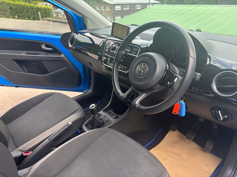 Volkswagen up! 1.0 High up! Hatchback 3dr Petrol Manual Euro 5 (75 ps) 3dr Manual 2025