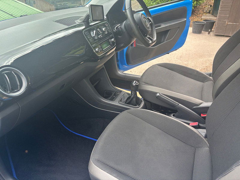 Volkswagen up! 1.0 High up! Hatchback 3dr Petrol Manual Euro 5 (75 ps) 3dr Manual 2025