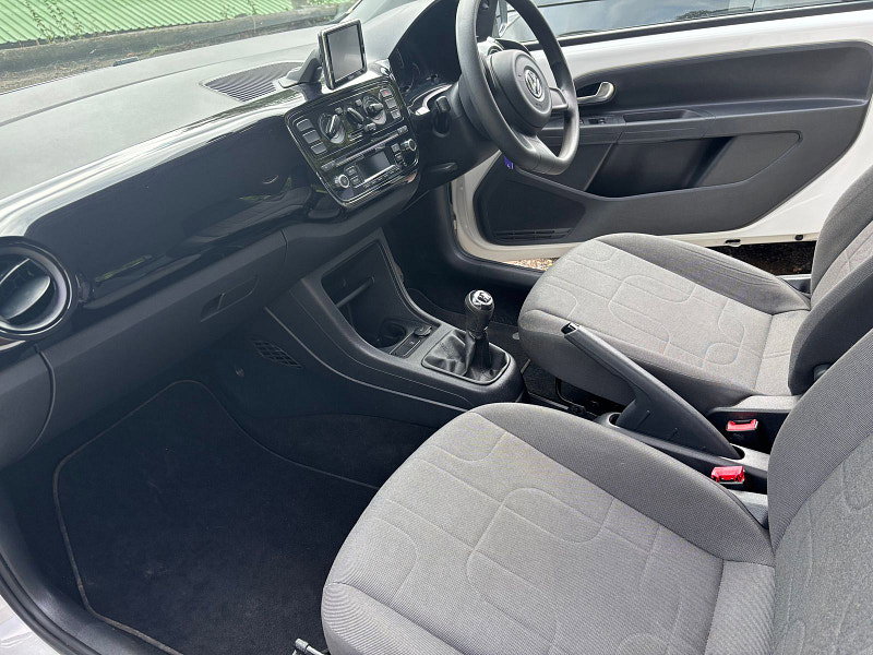 Volkswagen up! 1.0 Move up! Hatchback 3dr Petrol Manual Euro 5 (60 ps) 3dr Manual 2026