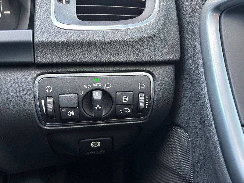 Volvo S60 2.0 D4 Business Edition Saloon 4dr Diesel Manual Euro 6 (s/s) (181 ps) 4dr Manual 2025