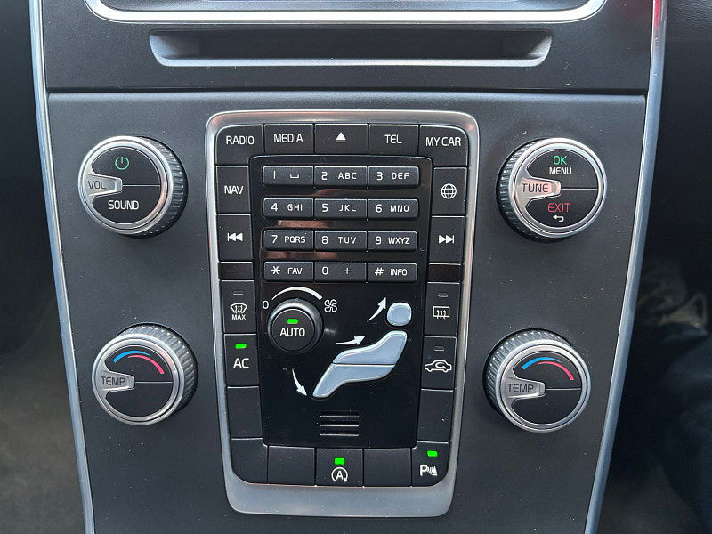 Volvo S60 2.0 D4 Business Edition Saloon 4dr Diesel Manual Euro 6 (s/s) (181 ps) 4dr Manual 2025