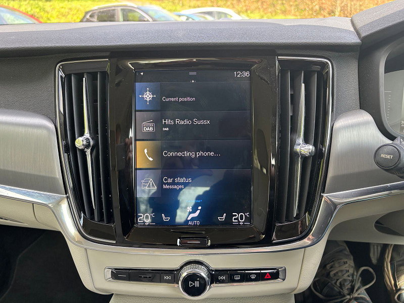 Volvo S90 2.0 D4 Momentum Saloon 4dr Diesel Auto Euro 6 (s/s) (190 ps) 4dr Automatic 2026