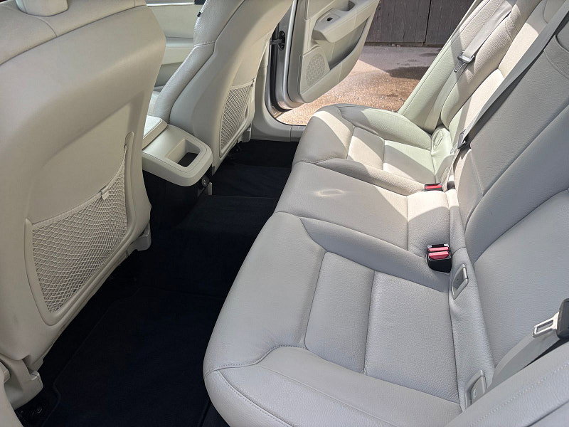 Volvo S90 2.0 D4 Momentum Saloon 4dr Diesel Auto Euro 6 (s/s) (190 ps) 4dr Automatic 2026