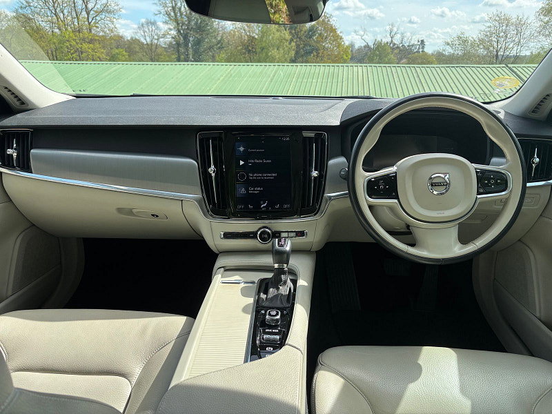Volvo S90 2.0 D4 Momentum Saloon 4dr Diesel Auto Euro 6 (s/s) (190 ps) 4dr Automatic 2026