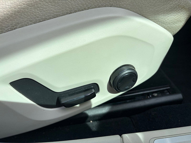 Volvo S90 2.0 D4 Momentum Saloon 4dr Diesel Auto Euro 6 (s/s) (190 ps) 4dr Automatic 2026