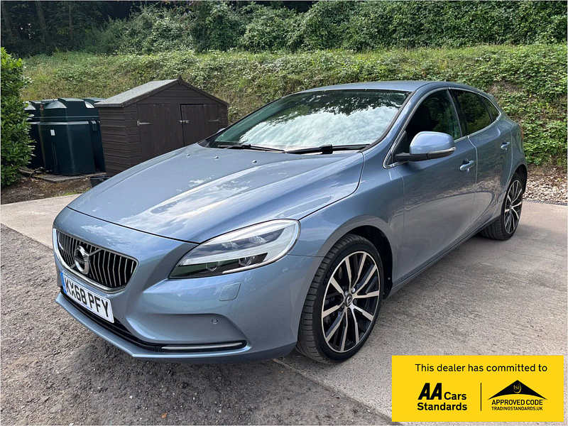 Volvo V40 2.0 D3 Inscription Hatchback 5dr Diesel Auto Euro 6 (s/s) (150 ps) 5dr Automatic 2025