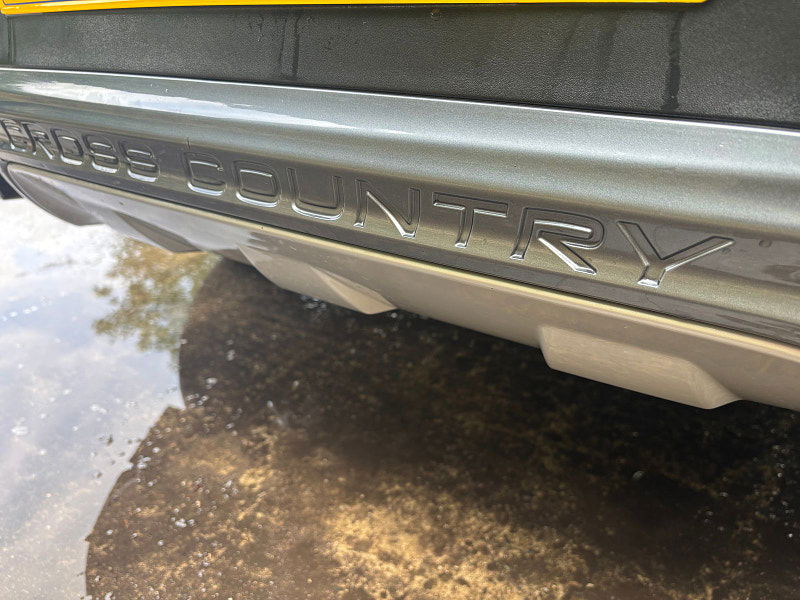 Volvo V40 Cross Country 1.5 T3 Pro Hatchback 5dr Petrol Auto Euro 6 (s/s) (152 ps) 5dr Automatic 2025
