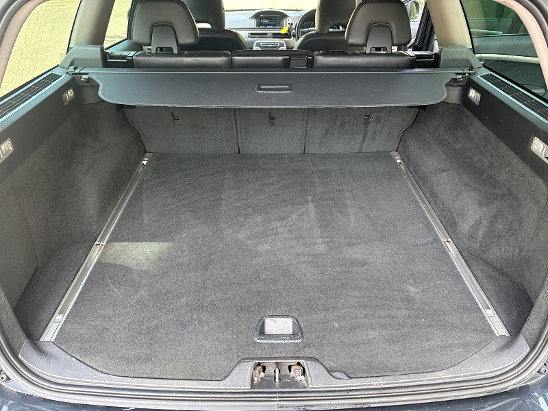 Volvo V70 2.0 D3 Business Edition Estate 5dr Diesel Manual Euro 5 (s/s) (136 ps) 5dr Manual 2026