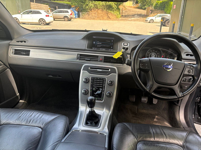 Volvo V70 2.0 D3 Business Edition Estate 5dr Diesel Manual Euro 5 (s/s) (136 ps) 5dr Manual 2026