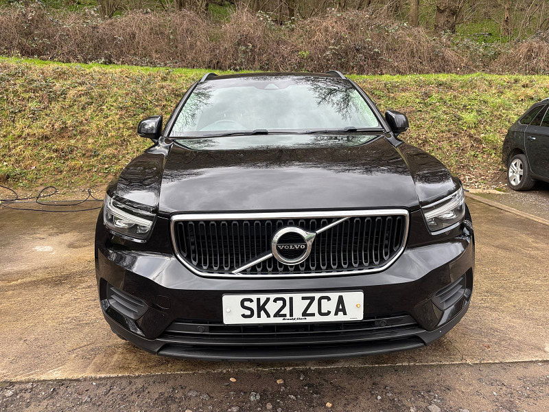 Volvo XC40 1.5 T2 Momentum Core SUV 5dr Petrol Manual Euro 6 (s/s) (129 ps) 5dr Manual 2026