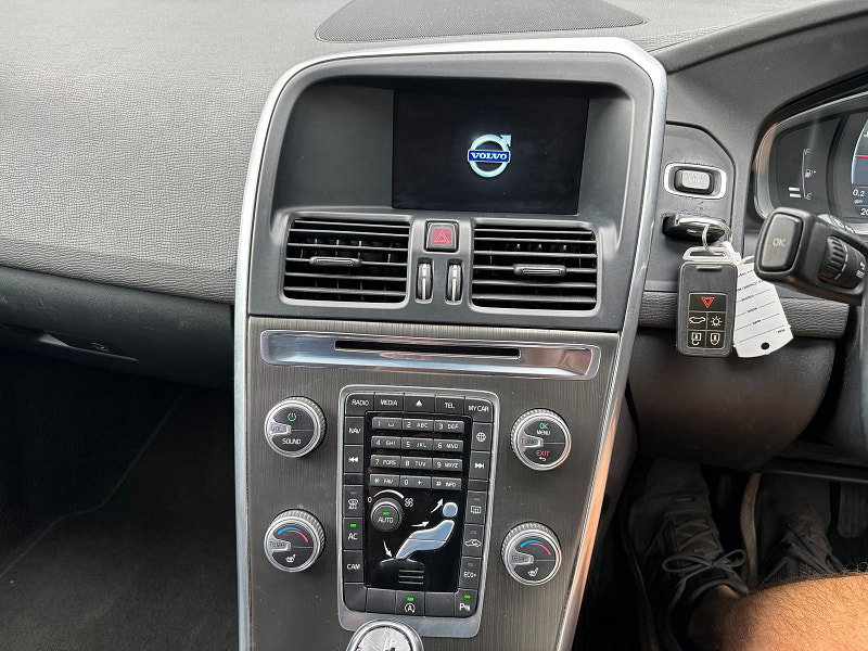 Volvo XC60 2.0 D4 SE Lux Nav SUV 5dr Diesel Geartronic Euro 6 (s/s) (181 ps) 5dr Automatic 2026