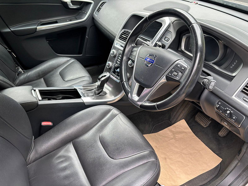 Volvo XC60 2.0 D4 SE Lux Nav SUV 5dr Diesel Geartronic Euro 6 (s/s) (181 ps) 5dr Automatic 2026