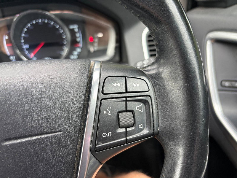 Volvo XC60 2.0 D4 SE Lux Nav SUV 5dr Diesel Geartronic Euro 6 (s/s) (181 ps) 5dr Automatic 2026