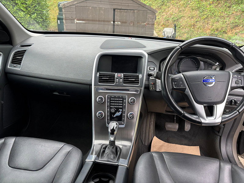 Volvo XC60 2.0 D4 SE Lux Nav SUV 5dr Diesel Geartronic Euro 6 (s/s) (181 ps) 5dr Automatic 2026