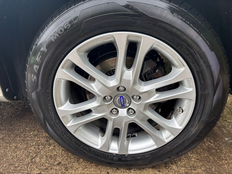 Volvo XC60 2.0 D4 SE Lux Nav SUV 5dr Diesel Geartronic Euro 6 (s/s) (181 ps) 5dr Automatic 2025