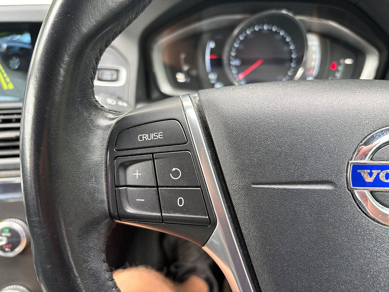 Volvo XC60 2.0 D4 SE Lux Nav SUV 5dr Diesel Geartronic Euro 6 (s/s) (181 ps) 5dr Automatic 2026