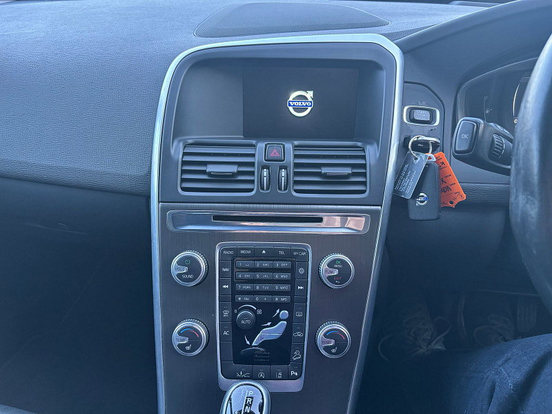 Volvo XC60 2.4 D4 SE Lux Nav SUV 5dr Diesel Auto AWD Euro 6 (s/s) (190 ps) 5dr Automatic 2026