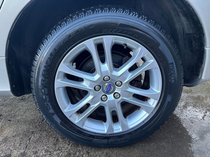 Volvo XC60 2.4 D4 SE Lux Nav SUV 5dr Diesel Auto AWD Euro 6 (s/s) (190 ps) 5dr Automatic 2026