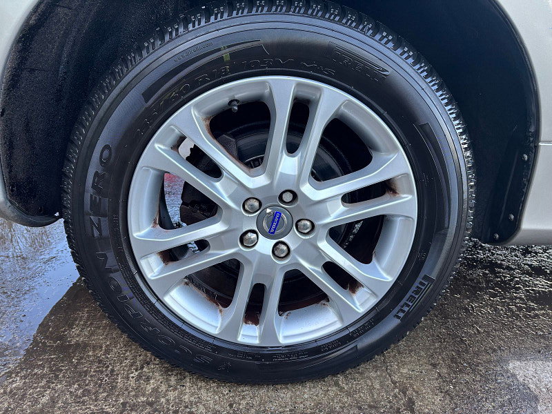 Volvo XC60 2.4 D4 SE Lux Nav SUV 5dr Diesel Auto AWD Euro 6 (s/s) (190 ps) 5dr Automatic 2026