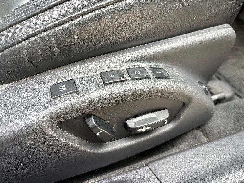 Volvo XC70 2.4 D5 SE Lux Estate 5dr Diesel Geartronic AWD Euro 5 (215 ps) 5dr Automatic 2026