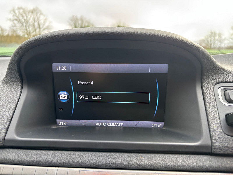 Volvo XC70 2.4 D5 SE Lux Estate 5dr Diesel Geartronic AWD Euro 5 (215 ps) 5dr Automatic 2026