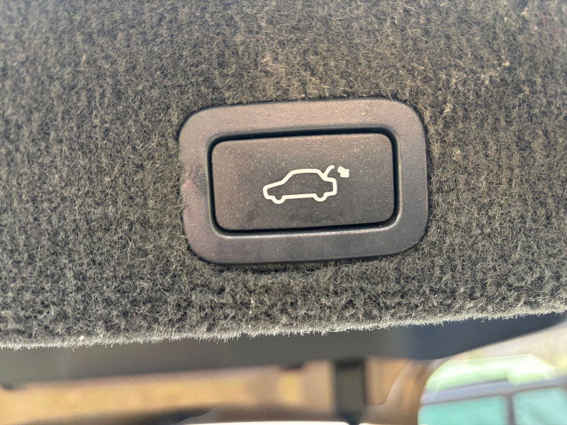 Volvo XC70 2.4 D5 SE Lux Estate 5dr Diesel Geartronic AWD Euro 5 (215 ps) 5dr Automatic 2026