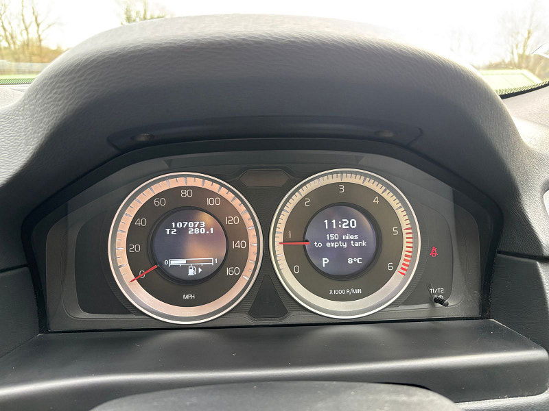 Volvo XC70 2.4 D5 SE Lux Estate 5dr Diesel Geartronic AWD Euro 5 (215 ps) 5dr Automatic 2026