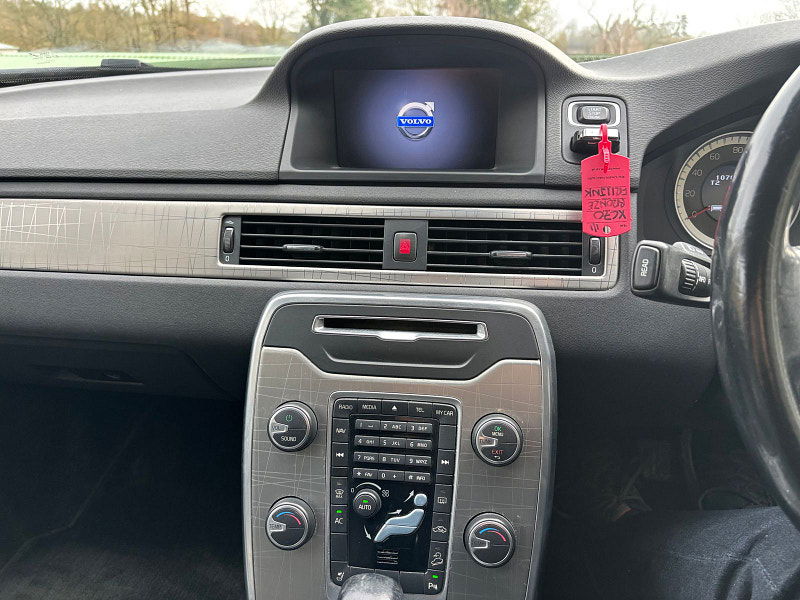 Volvo XC70 2.4 D5 SE Lux Estate 5dr Diesel Geartronic AWD Euro 5 (215 ps) 5dr Automatic 2026