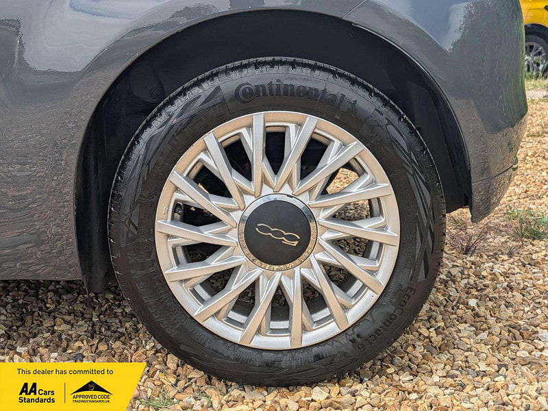 Fiat 500 1.0 500 Dolcevita MHEV 3dr 3dr Manual 2025