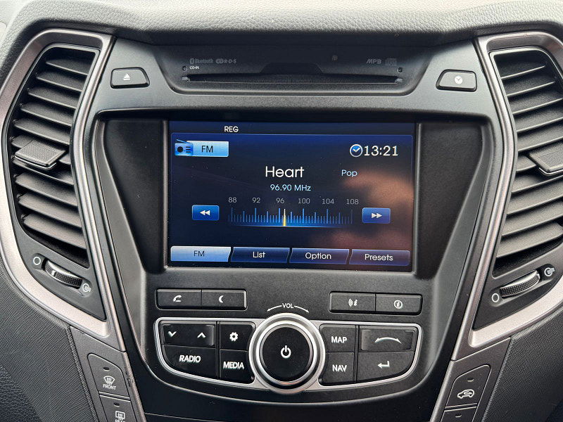 Hyundai Santa Fe 2.2 CRDi Premium SUV 5dr Diesel Auto 4WD Euro 5 (7 seat) (194 bhp) 5dr Automatic 2025