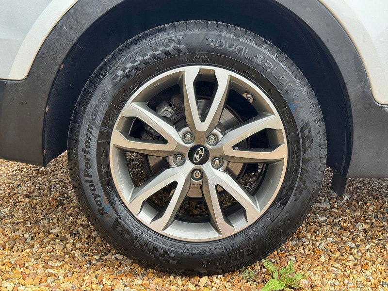 Hyundai Santa Fe 2.2 CRDi Premium SUV 5dr Diesel Auto 4WD Euro 5 (7 seat) (194 bhp) 5dr Automatic 2025