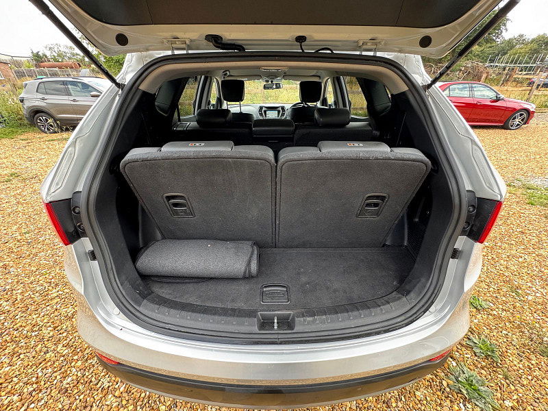 Hyundai Santa Fe 2.2 CRDi Premium SUV 5dr Diesel Auto 4WD Euro 5 (7 seat) (194 bhp) 5dr Automatic 2025