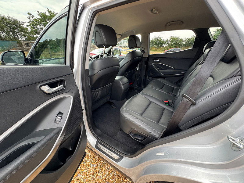 Hyundai Santa Fe 2.2 CRDi Premium SUV 5dr Diesel Auto 4WD Euro 5 (7 seat) (194 bhp) 5dr Automatic 2025