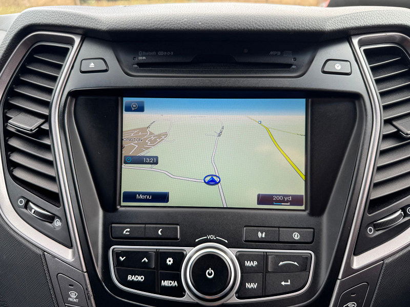 Hyundai Santa Fe 2.2 CRDi Premium SUV 5dr Diesel Auto 4WD Euro 5 (7 seat) (194 bhp) 5dr Automatic 2025