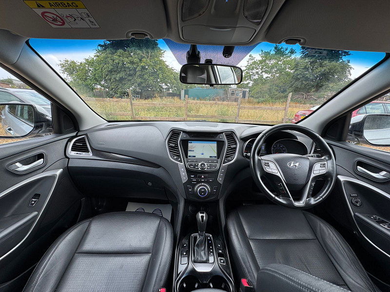 Hyundai Santa Fe 2.2 CRDi Premium SUV 5dr Diesel Auto 4WD Euro 5 (7 seat) (194 bhp) 5dr Automatic 2025