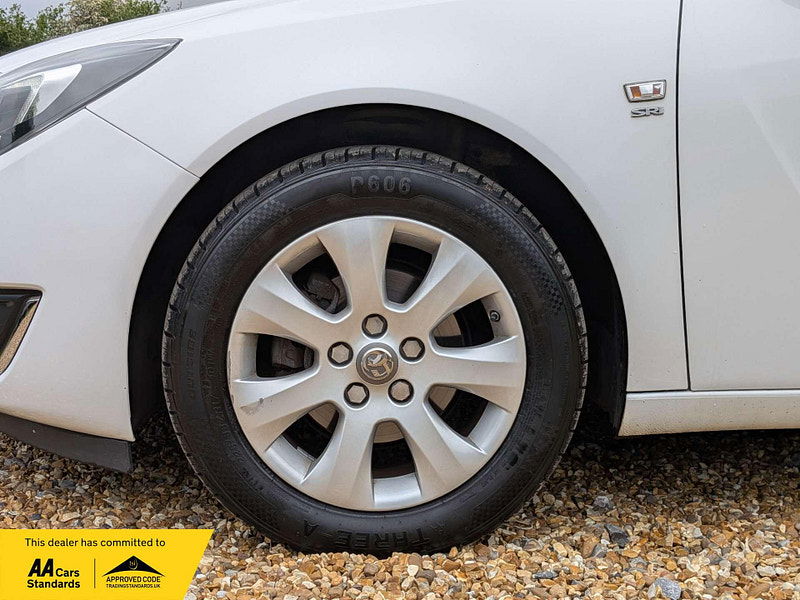Vauxhall Insignia 1.6 Insignia SRI CDTI Auto 5dr 5dr Automatic 2025