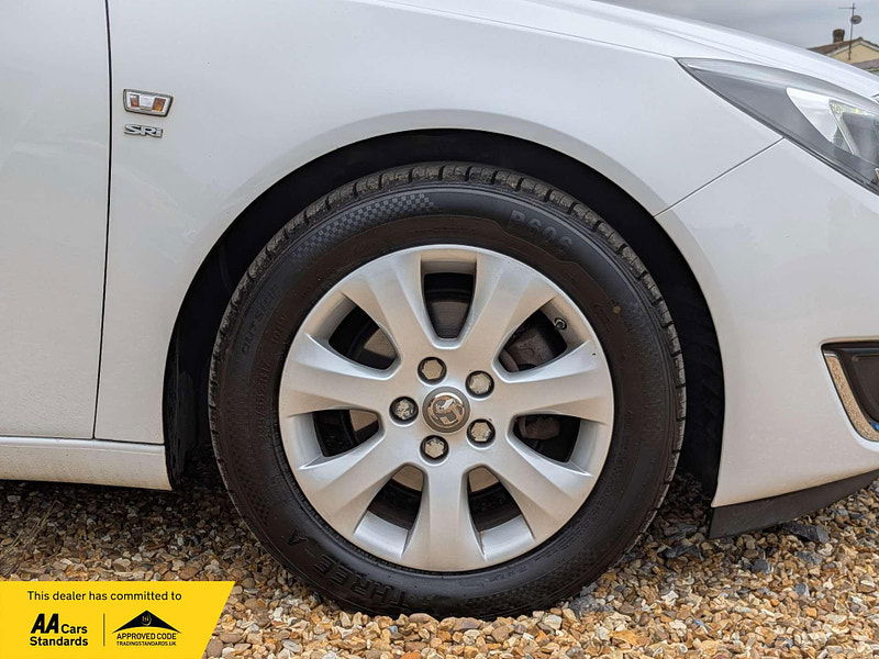Vauxhall Insignia 1.6 Insignia SRI CDTI Auto 5dr 5dr Automatic 2025