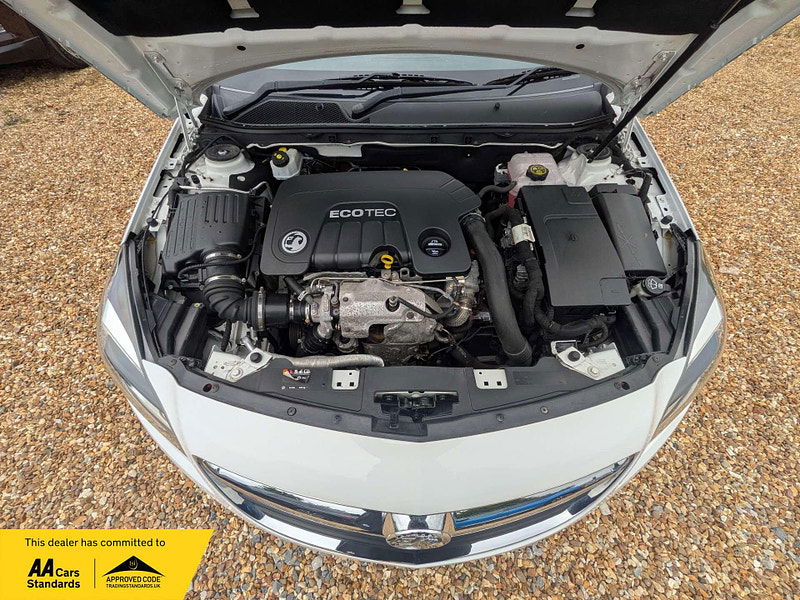 Vauxhall Insignia 1.6 Insignia SRI CDTI Auto 5dr 5dr Automatic 2025