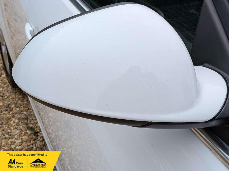 Vauxhall Insignia 1.6 Insignia SRI CDTI Auto 5dr 5dr Automatic 2025