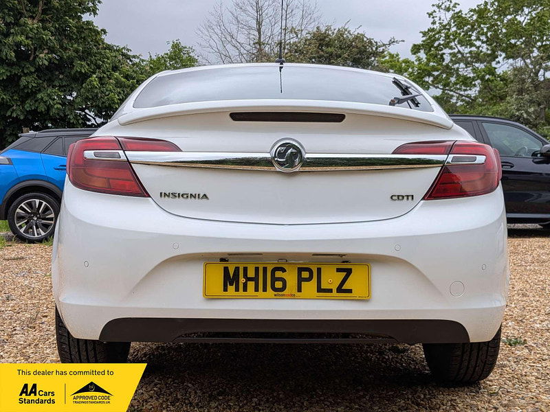 Vauxhall Insignia 1.6 Insignia SRI CDTI Auto 5dr 5dr Automatic 2025