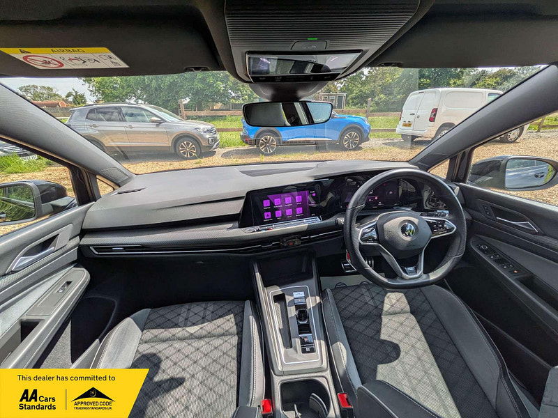 Volkswagen Golf 1.5 Golf R-Line eTSI Semi-Auto 5dr 5dr Automatic 2025