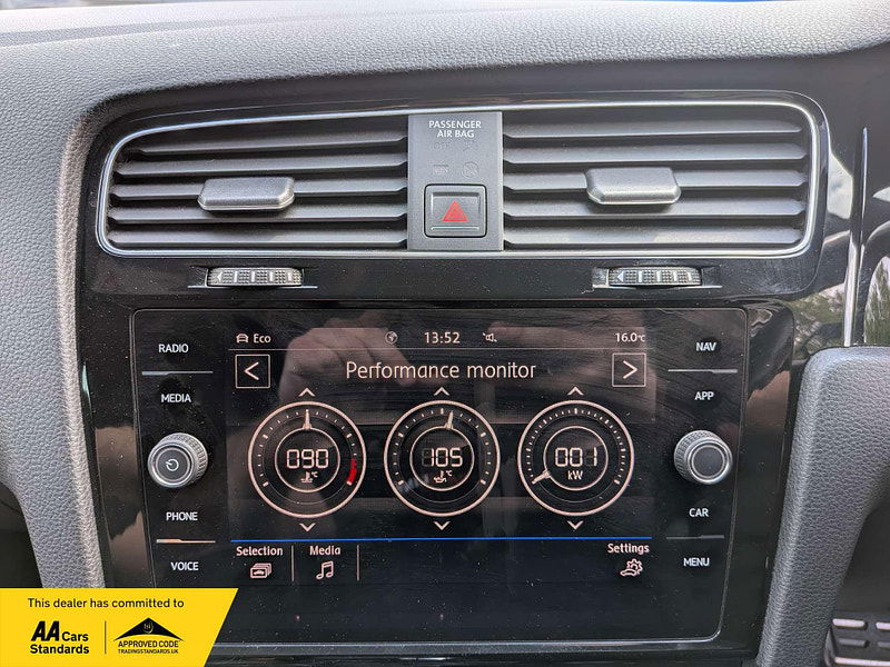 Volkswagen Golf 2.0 Golf R TSi Semi-Auto 4WD 5dr 5dr Automatic 2025