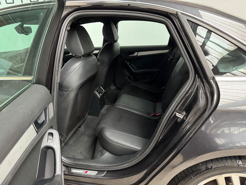 Audi A4 1.8 TFSI S line Euro 6 (s/s) 4dr 4dr Manual 2026