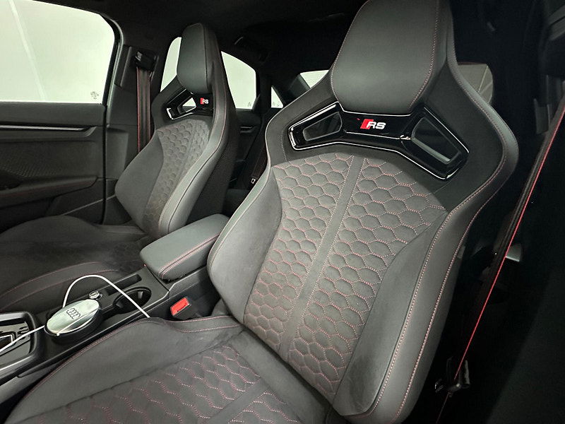 Audi RS3 2.5 TFSI Carbon Vorsprung S Tronic quattro Euro 6 (s/s) 4dr 4dr Automatic 2025