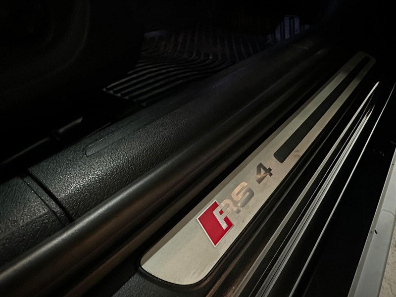 Audi RS4 Avant 4.2 FSI V8 S Tronic quattro Euro 5 5dr 5dr Automatic 2026