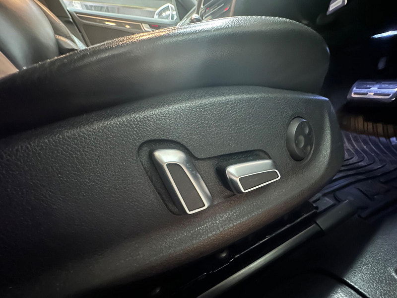 Audi RS4 Avant 4.2 FSI V8 S Tronic quattro Euro 5 5dr 5dr Automatic 2026