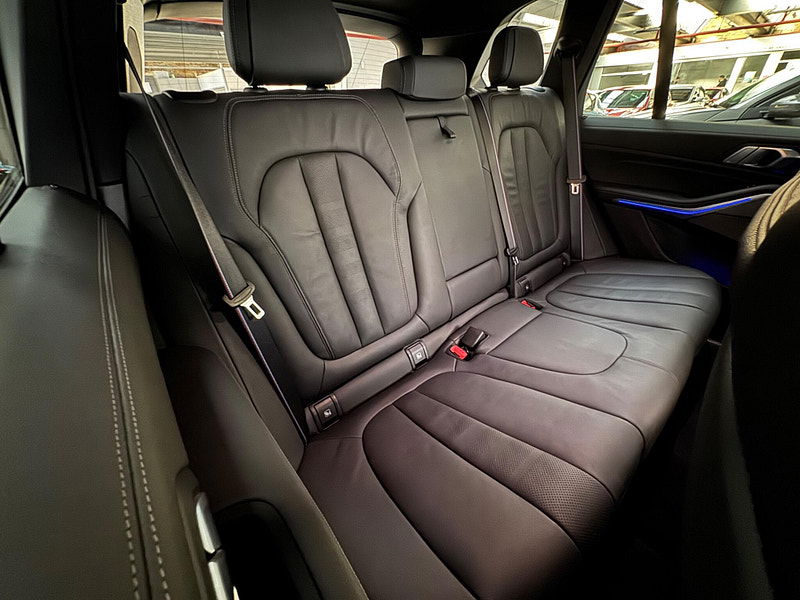 BMW X5 3.0 30d MHT M Sport Auto xDrive Euro 6 (s/s) 5dr 5dr Automatic 2026