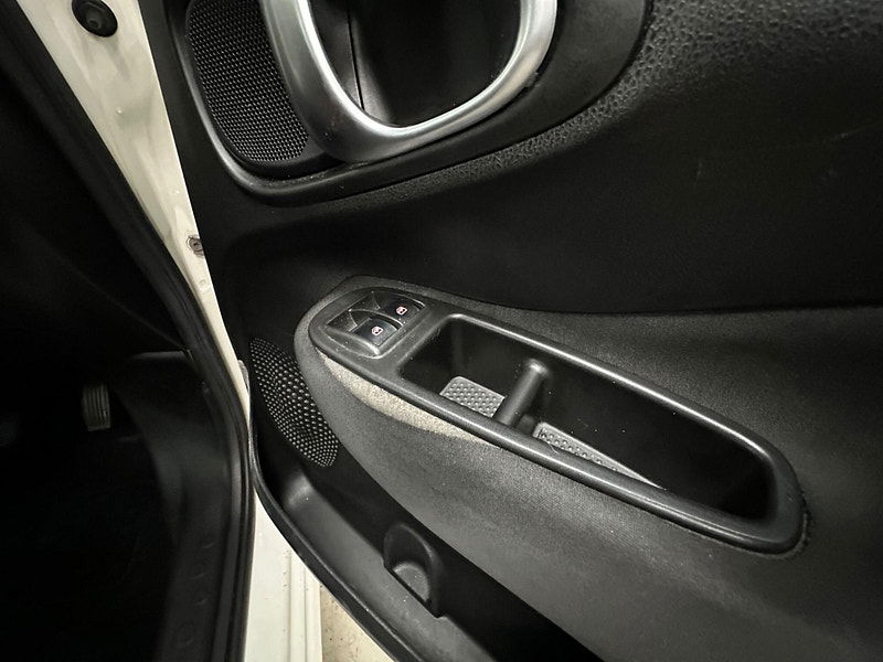 Fiat 500L 1.4 Pop Star Euro 6 5dr 5dr Manual 2026